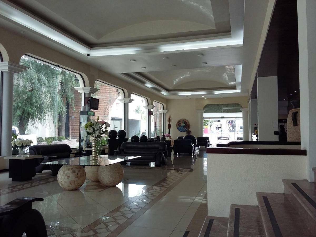 Wyndham Garden Aguascalientes Hotel & Casino Exterior photo